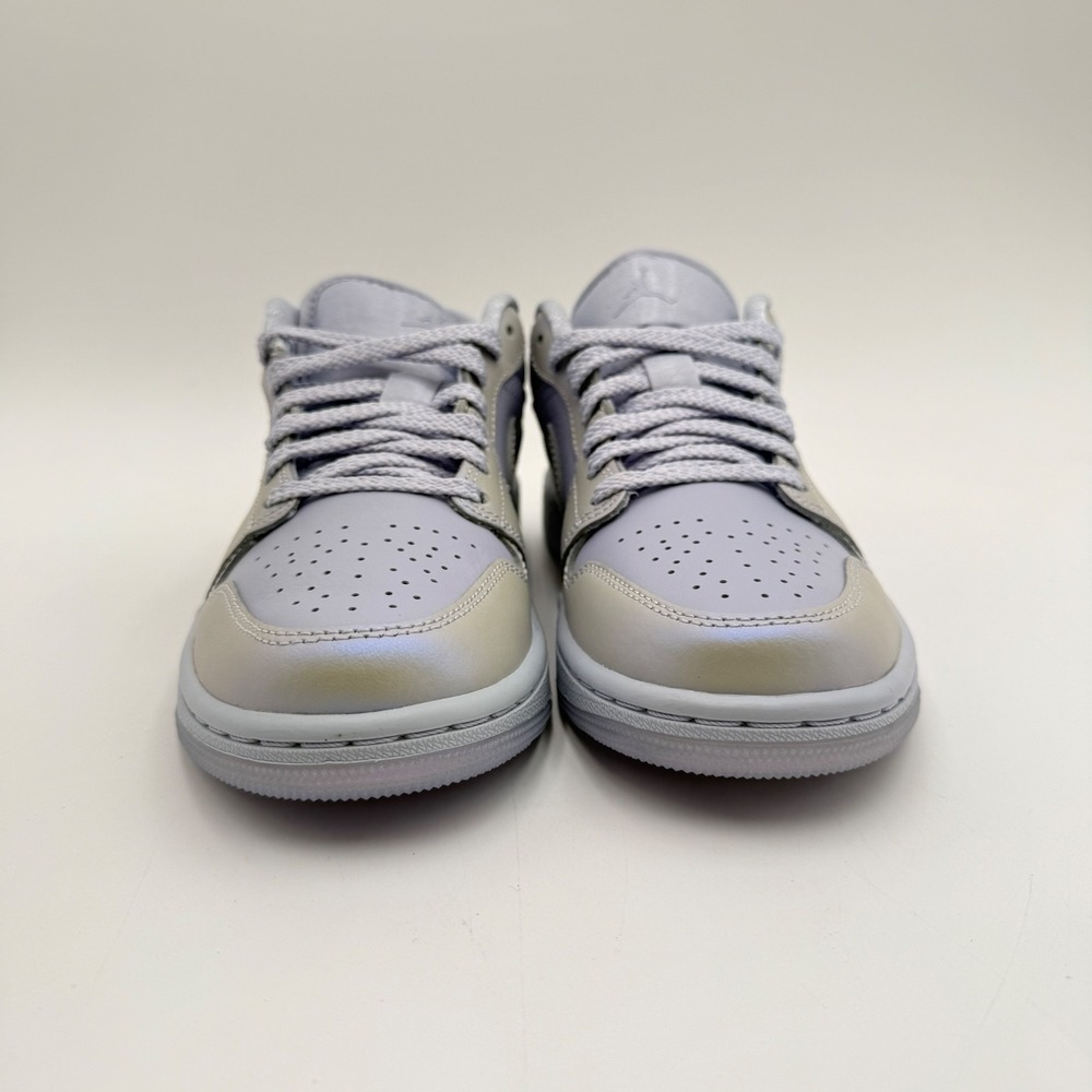 Nike Women's 9 Air Jordan 1 Low SE Ghost/Pure Platinum-Sail IM5129-010 NEW - Picture 2 of 7